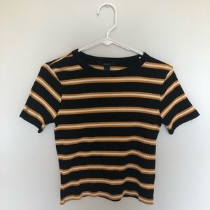 black and orange short sleeve tee
